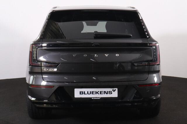 Volvo EX90 Performance Ultra 7p. 111 kWh - Luchtvering - Panoramadak - IntelliSafe Assist & Surround - 360º Camera - Bose Audio - Verwarmde voorstoelen, stuur & achterbank - Parkeersensoren voor & achter - Head up display - Extra getint glas - Elektr. inklapbare tre