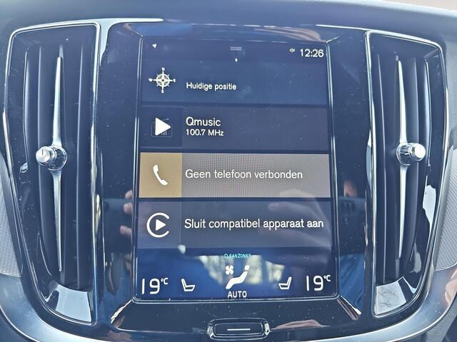 Volvo S60 2.0 T6 AWD Twin Engine R-Design Stoelverwarming | Sportstoelen | Keyless Entry |