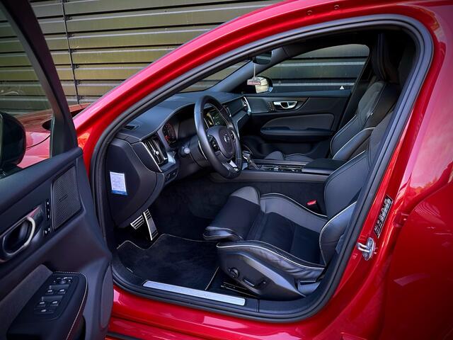 Volvo S60 2.0 T5 R DESIGN PANO|HUD|HK|PILOTASS|BLINDSPOT VOL!
