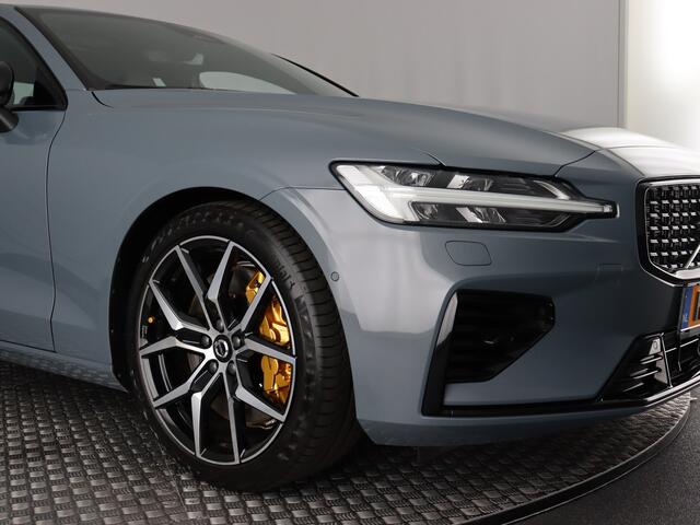 Volvo S60 2.0 T8 AWD Polestar Engineered (Pano / B&W / 360 Camera / Head up)