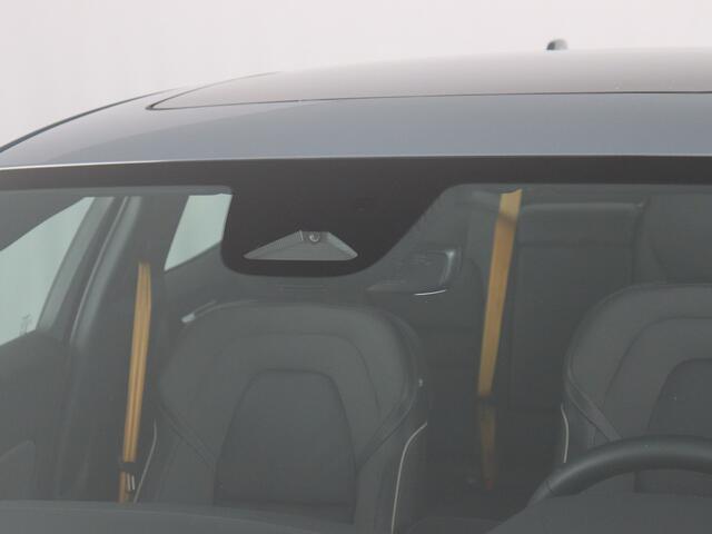 Volvo S60 2.0 T8 AWD Polestar Engineered (Pano / B&W / 360 Camera / Head up)