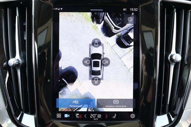 Volvo S60 Recharge T6 AWD Ultimate Bright - LONG RANGE - Panorama/schuifdak - IntelliSafe Assist & Surround - 360º Camera - Adaptieve LED koplampen - Verwarmde voorstoelen, stuur & achterbank - Parkeersensoren voor & achter - Elektr. bedienb. voorstoelen met geheug