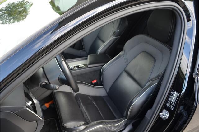 Volvo S60 2.0 T5 R-Design Pano | Harman Kardon | Elektr trekhaak | Stoelverwarming + achter + stuur | Pilot Assist | Leer | Headup | Dodehoeksensor | Bochtverlichting