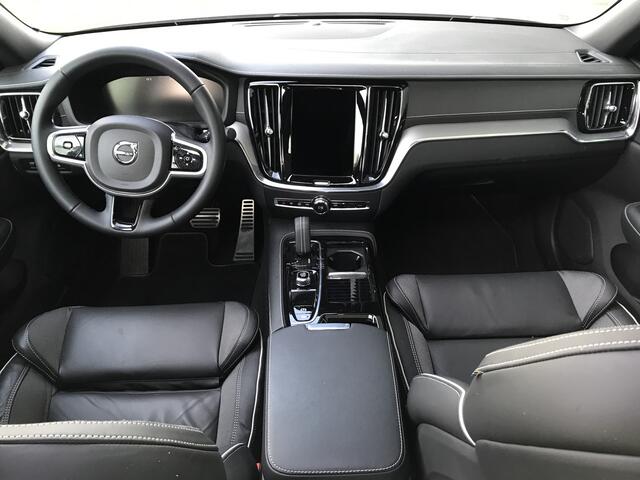 Volvo S60 2.0 Recharge T6 AWD R-Design | Rijklaar incl 12 mnd Bovag | Panoramadak Keyless DAB Stuurverwarming