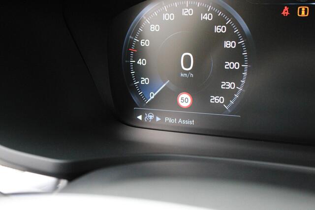 Volvo S60 2.0 T5 R-Design Trekhaak | Schuifdak | HeadUp | Keyless | Memory | 360 Camera | BLIS | Leder | HarmanKardon | LED | Dealer Onderhouden