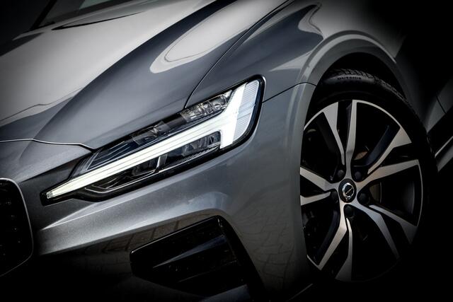Volvo S60 T5 250 Pk Geartronic R-Design | Panoramadak | 18 inch | Trekhaak | Volvo on Call | Elektr. Stoel