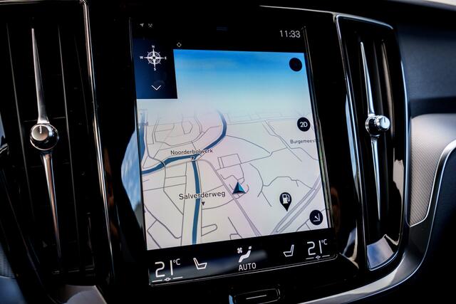 Volvo S60 T5 250 Pk Geartronic R-Design | Panoramadak | 18 inch | Trekhaak | Volvo on Call | Elektr. Stoel