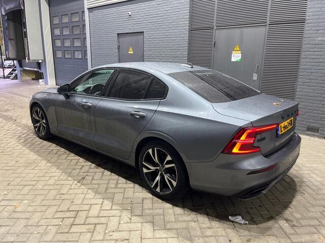 Volvo S60 2.0 B4 R-Design | ACC | Harman/Kardon | BLIS | Camera | Stoel+Stuurverwarming