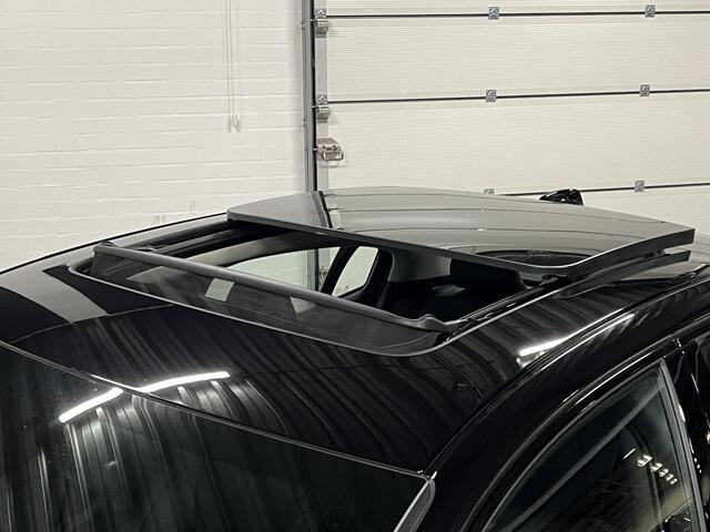 Volvo S60 2.0 Recharge T8 AWD Ultimate Dark *455 PK* | Massage | Open dak | Bowers & Wilkins | Adapt. cruise | Stoelventilatie & Stoelverwarming