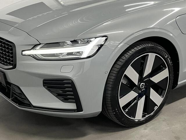 Volvo S60 2.0 Recharge T8 AWD Ultimate Dark *455 PK* | Massage | Open dak | Bowers & Wilkins | Adapt. Cruise | Stoelventilatie/Stoelverwarming |