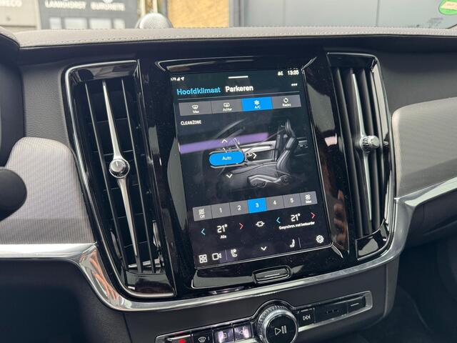 Volvo S90 2.0 T8 AWD Ultimate Dark | Stoelverwarming | Extra getint glas | Long Range | Schuifdak | Bowers & Wilkins Audio