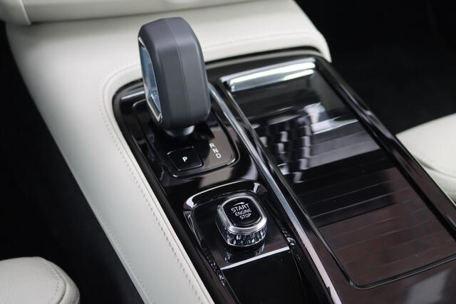 Volvo S90 2.0 T8 Plug-In Hybrid AWD Plus Bright | Pilot Assist | Leder | Memory | Trekhaak | Camera | Achterbank Verwarmd | Verwarmd Stuurwiel | Apple Carplay/Android Auto |