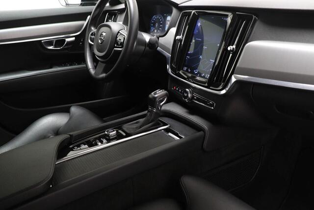 Volvo S90 2.0 T4 Momentum+ | BUSINESS PACK CONNECT | LEDER | APPLE | TREKHAAK | 19"
