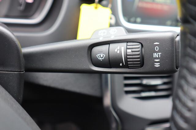 Volvo V40 2.0 T2 Momentum | voll.dealer oh.| navi | stoelverw.| jaarbeurt