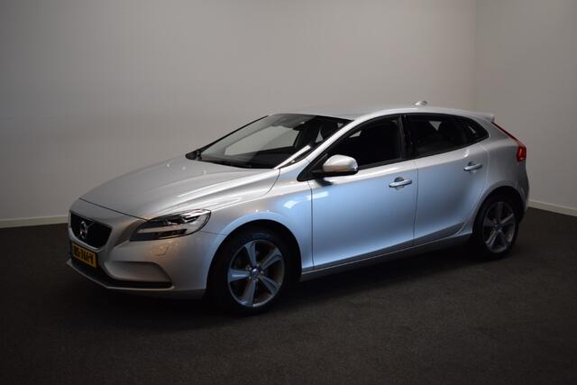 Volvo V40 2.0 T3 153pk Nordic+ Trekhaak 1500kg/ Navi/ Cruise/ 17"LMV/ PDC