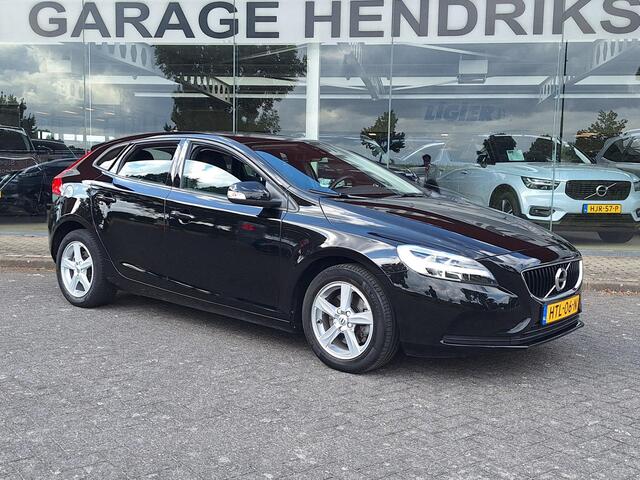Volvo V40 2.0 T2 Momentum | Full LED | Trekhaak 1500kg | Climate | Navi | CC | Zeer mooi! | occasion