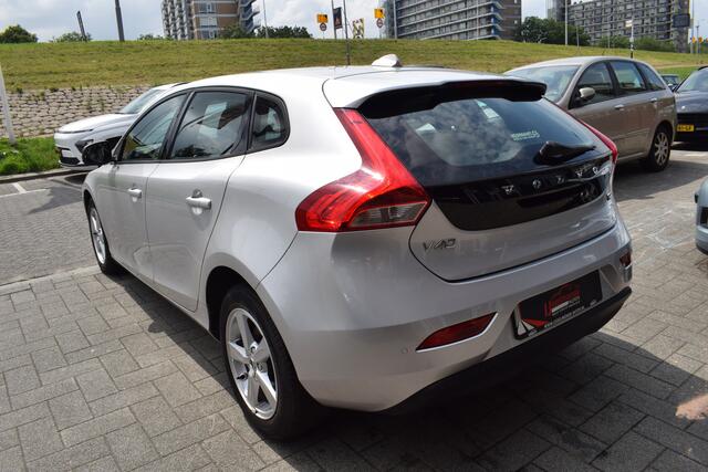 Volvo V40 2.0 T2 Nordic Dealeronderhouden LED Cruise Climate Navi