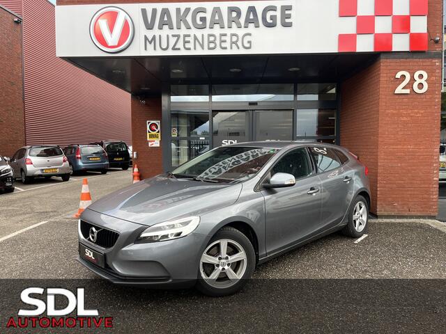 Volvo V40 2.0 T2 Nordic // CRUISE // CLIMA // CAMERA+SENSOREN // NAVI // STOELVERWARMING //