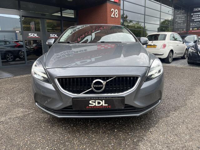 Volvo V40 2.0 T2 Nordic // CRUISE // CLIMA // CAMERA+SENSOREN // NAVI // STOELVERWARMING //