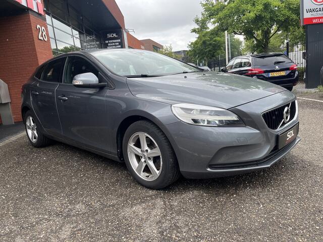 Volvo V40 2.0 T2 Nordic // CRUISE // CLIMA // CAMERA+SENSOREN // NAVI // STOELVERWARMING //