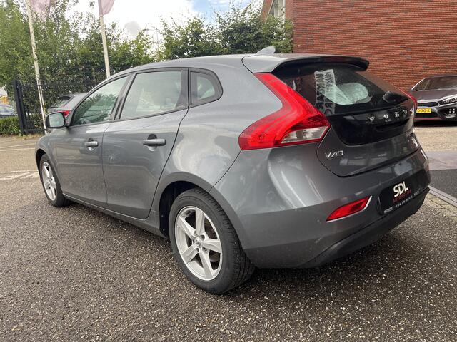 Volvo V40 2.0 T2 Nordic // CRUISE // CLIMA // CAMERA+SENSOREN // NAVI // STOELVERWARMING //