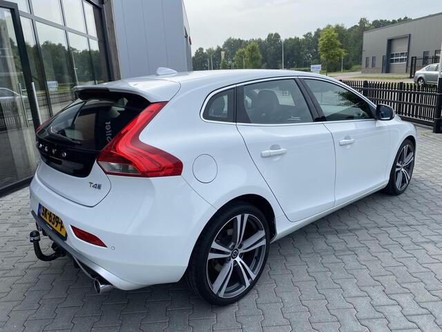 Volvo V40 2.0 T4 R-Design Cam|thk|navi|19 inch