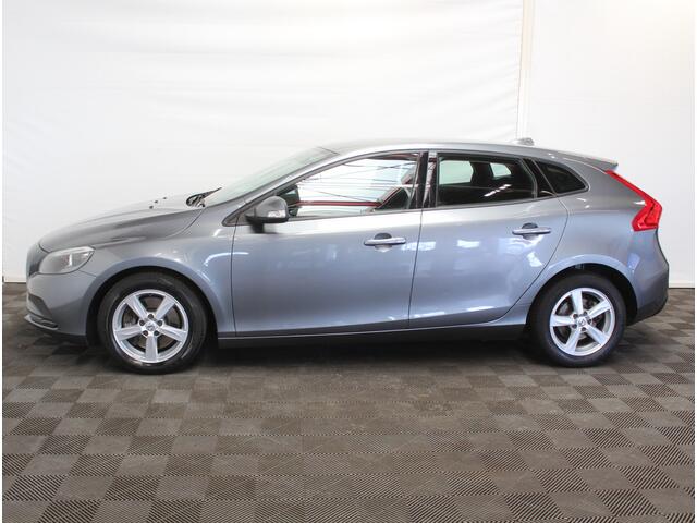 Volvo V40 1.5 T2 Momentum CLIMATE | LED | AFN TREKHAAK | LMV | CRUISE | AUTOMAAT