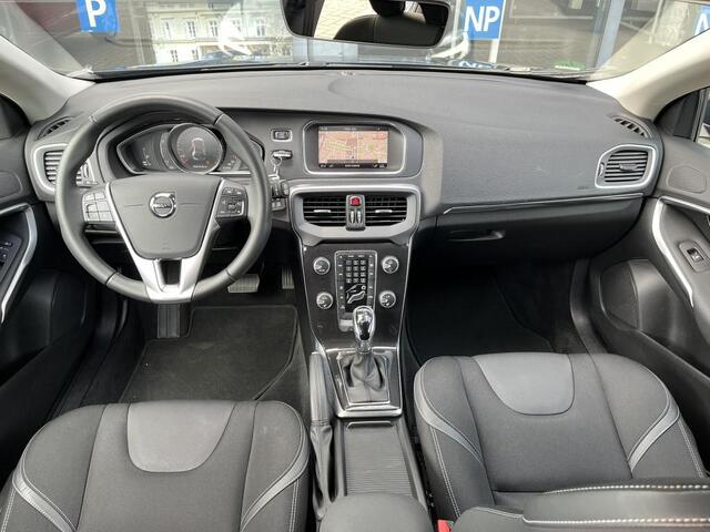 Volvo V40 1.5 T2 Polar+ | Automaat | Navigatie | Cruise