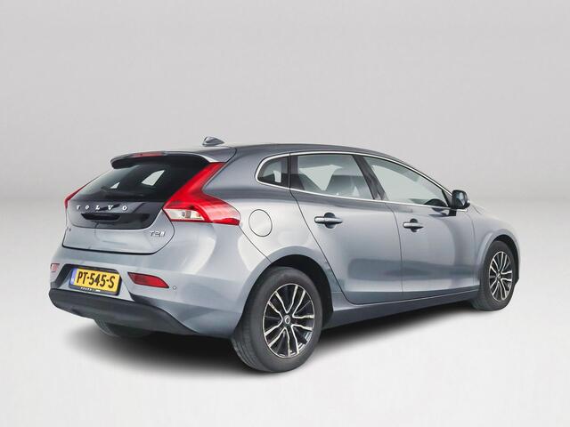 Volvo V40 T2 Aut. Nordic+ Luxury | Panoramadak | Parkeercamera | Stoelverwarming