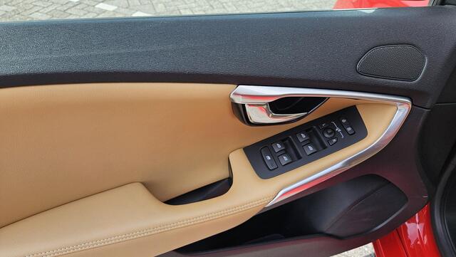 Volvo V40 1.5 T2 Edition+