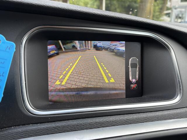 Volvo V40 2.0 T2 225pk R-Design PDC camera Stoelverwarming Heico