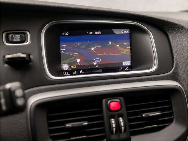 Volvo V40 2.0 T2 Inscription (NAVIGATIE, CLIMATE, CAMERA, STOELVERWARMING, LED KOPLAMPEN, SPORTSTOELEN, CRUISE, PARKEERSENSOREN, NIEUWE APK, NIEUWSTAAT)