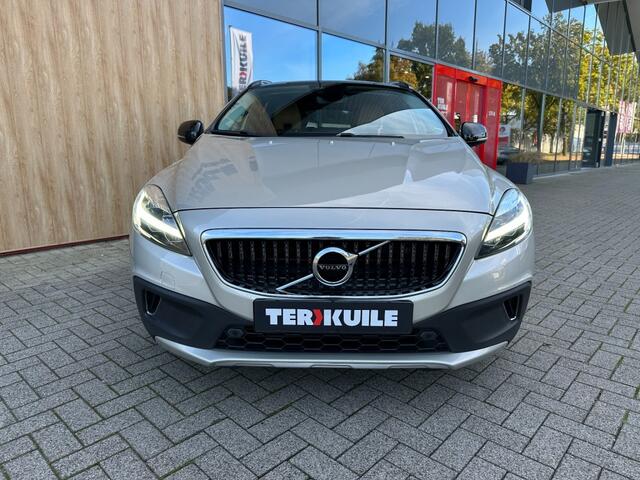 Volvo V40 Cross Country 1.5 T3 Polar+ Luxury / Pano / NAP