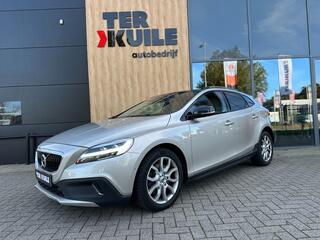 volvo-v40-cross-country-1.5-t3-pola