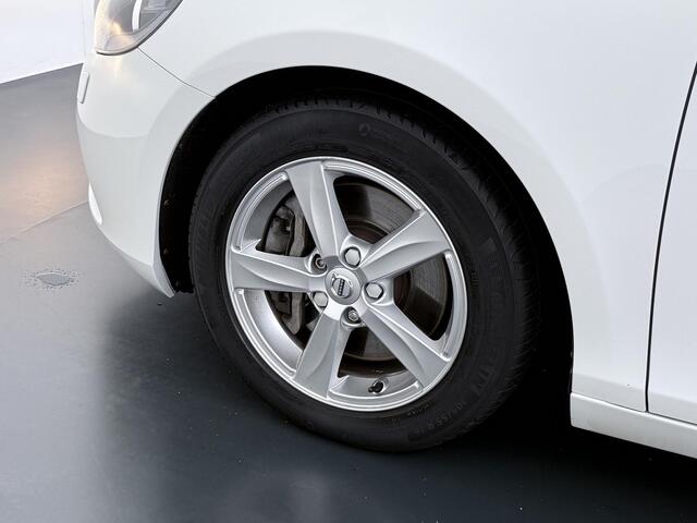 Volvo V40 1.5 T3 Momentum Climate Control/Verw Stoelen v+a/Bluetooth etc.