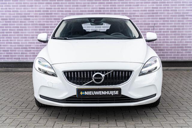 Volvo V40 1.5 T2 Polar+ | Automaat | Navi | Stoelverwarming | Park Assist | Cruise Control | High Performance Audio | Climate Control | Bluetooth | Volvo On Call | DAB |
