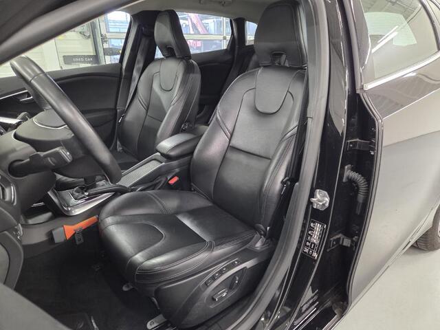 Volvo V40 1.5 T2 Nordic+, AUT! Pano Dak! Leder! Camera! VERWACHT!!