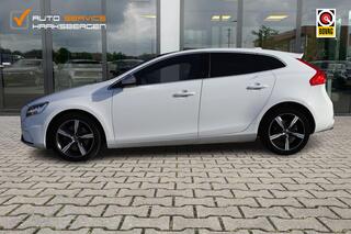 volvo-v40-1.5-t3-polar+-r-design--