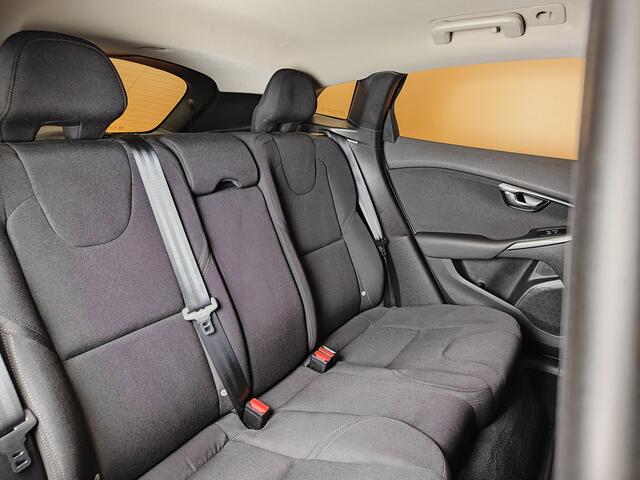 Volvo V40 2.0 D2 Momentum automaat navigatie