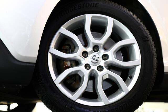 Volvo V40 CROSS COUNTRY 1.5 T3 Momentum