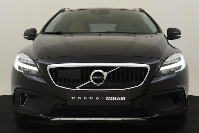 Volvo V40 CROSS COUNTRY T3 AUT. POLAR+ LUXURY -PANO.DAK|POWER-SEATS|ADAP.CRUISE|HARMAN/KARDON|LEDER|BLIS