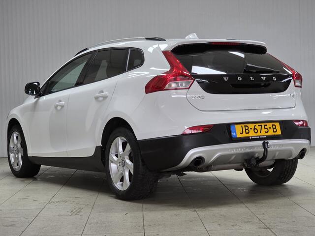 Volvo V40 CROSS COUNTRY 1.5 T3 Summum/ Automaat!/ Trekhaak/ Vol Leder/ Camera/ Navi/ Clima/ Cruise/ Stoelverw./ Elek. pakket/ Isofix/ Bluetooth/ Multi. LEDER. Stuur/ PDC/ Dakrails.