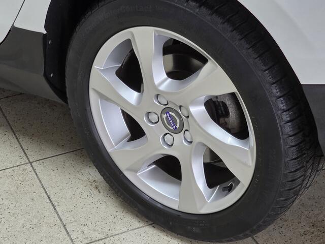 Volvo V40 CROSS COUNTRY 1.5 T3 Summum/ Automaat!/ Trekhaak/ Vol Leder/ Camera/ Navi/ Clima/ Cruise/ Stoelverw./ Elek. pakket/ Isofix/ Bluetooth/ Multi. LEDER. Stuur/ PDC/ Dakrails.