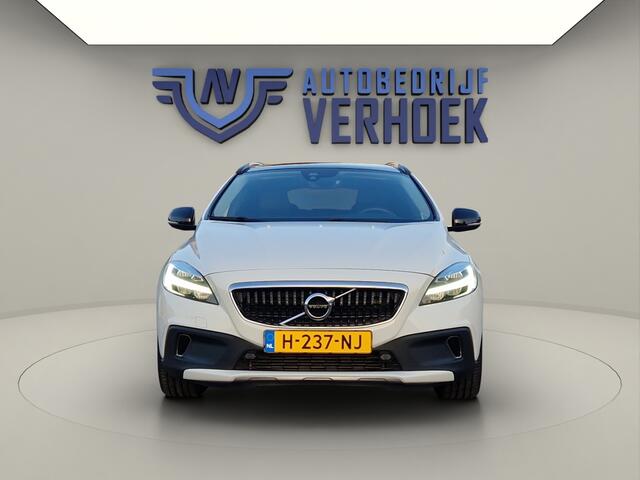 Volvo V40 CROSS COUNTRY 1.5 T3 Polar+ Luxury Panoramadak - Harman Kardon