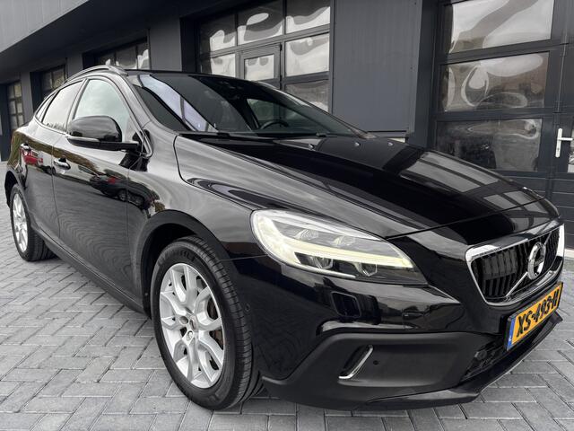 Volvo V40 CROSS COUNTRY 1.5 T3 Polar+ Luxury 1e eig.