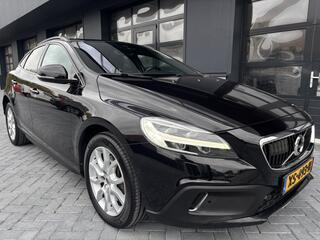 volvo-v40-cross-country-1.5-t3-pola