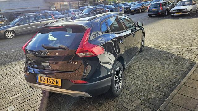 Volvo V40 CROSS COUNTRY 1.5 T3 Nordic+