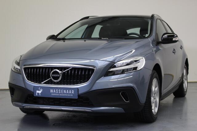 Volvo V40 CROSS COUNTRY 2.0 T3 Nordic | Rijklaarprijs | Leer | Pano dak |