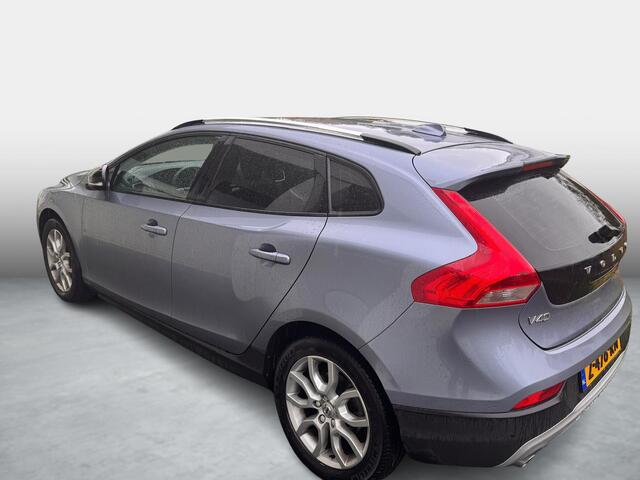Volvo V40 CROSS COUNTRY 2.0 T4 Summum | Trekhaak | Standkachel | Camera | Keyless entry/start | Memory | Leder | Stoelverwarming |