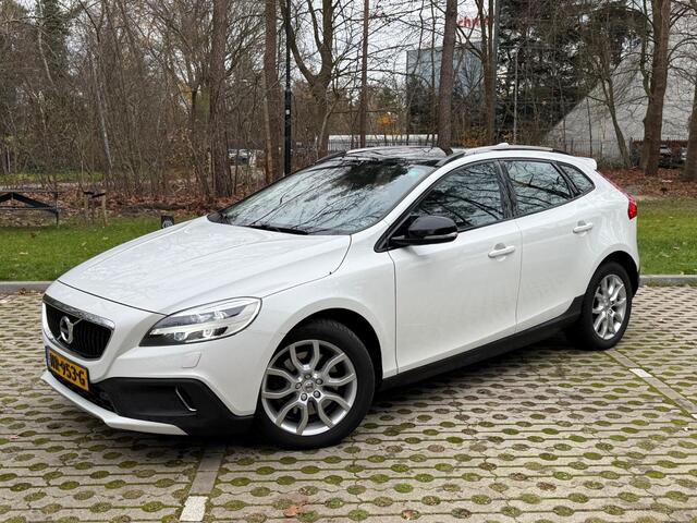 Volvo V40 CROSS COUNTRY 2.0 T4 Nordic+